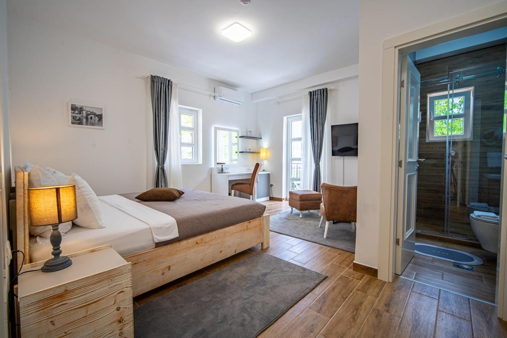 Skala Luxury Rooms Cetinje Luaran gambar