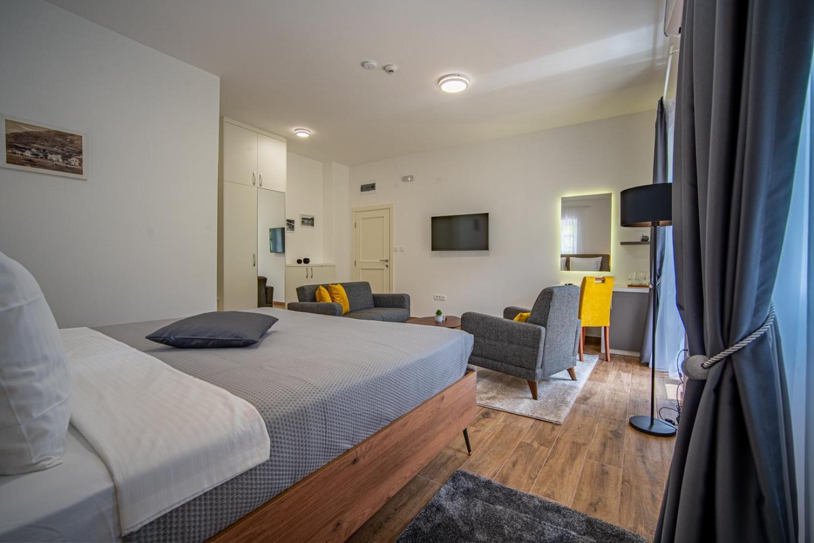 Skala Luxury Rooms Cetinje Luaran gambar