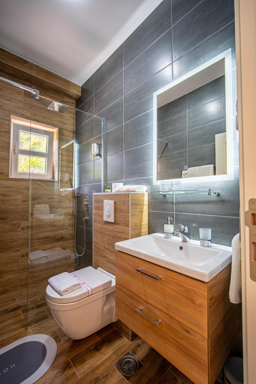 Skala Luxury Rooms Cetinje Luaran gambar