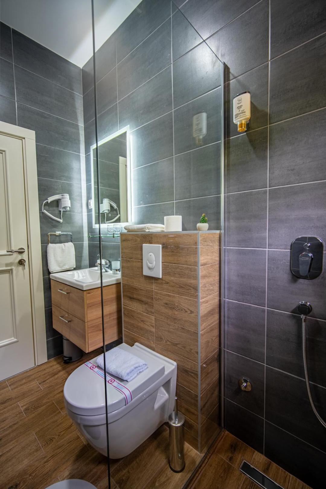 Skala Luxury Rooms Cetinje Luaran gambar