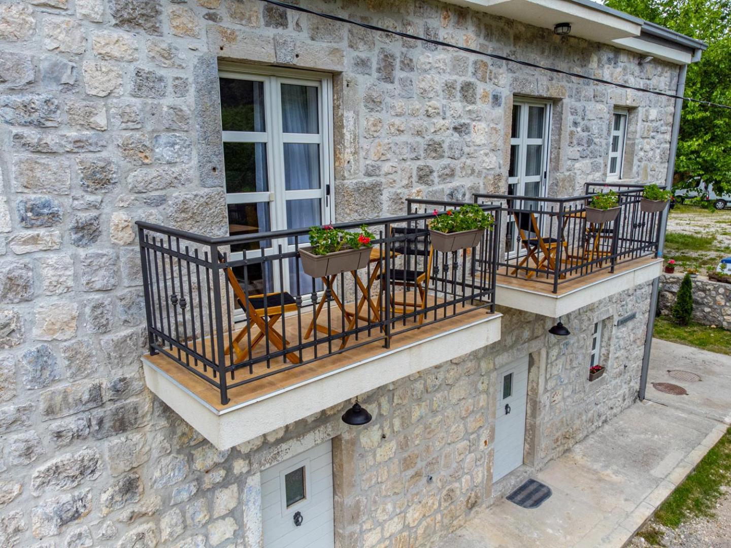 Skala Luxury Rooms Cetinje Luaran gambar