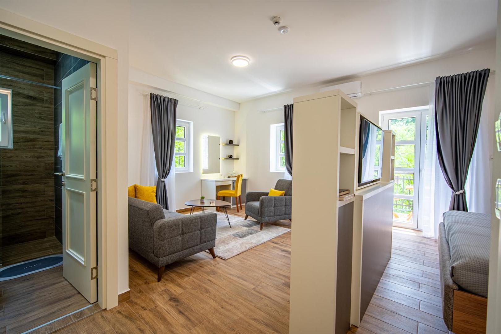 Skala Luxury Rooms Cetinje Luaran gambar